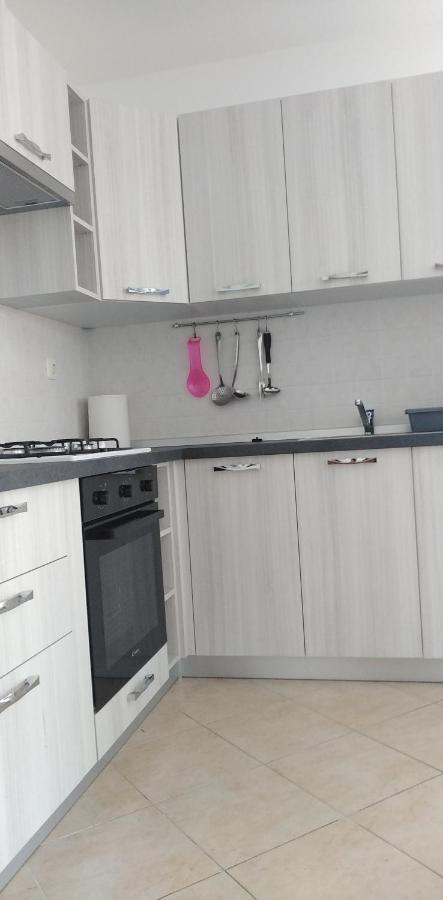 Apartman Valbandon 法扎纳 外观 照片